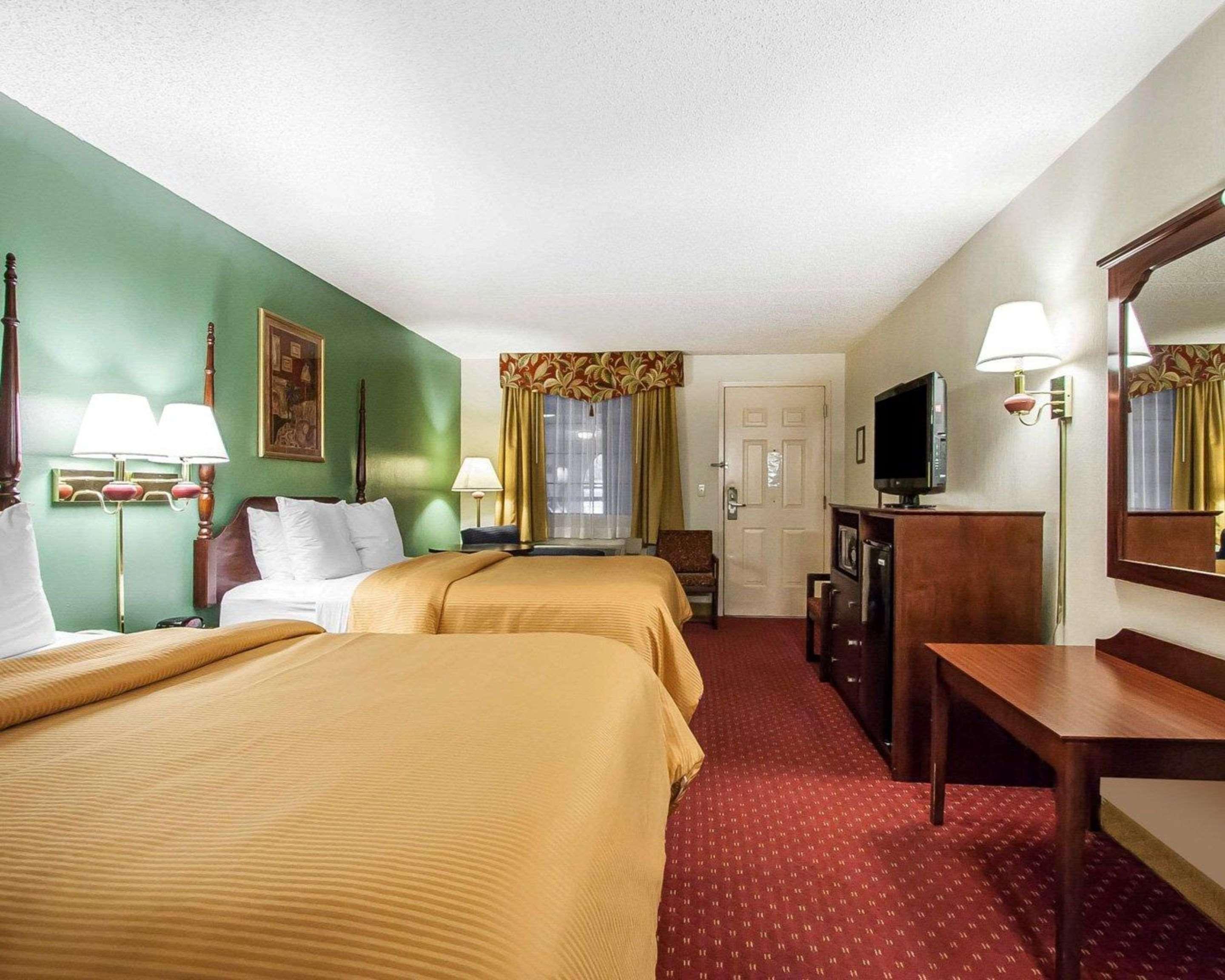 Clarion Hotel Брэнсон Экстерьер фото