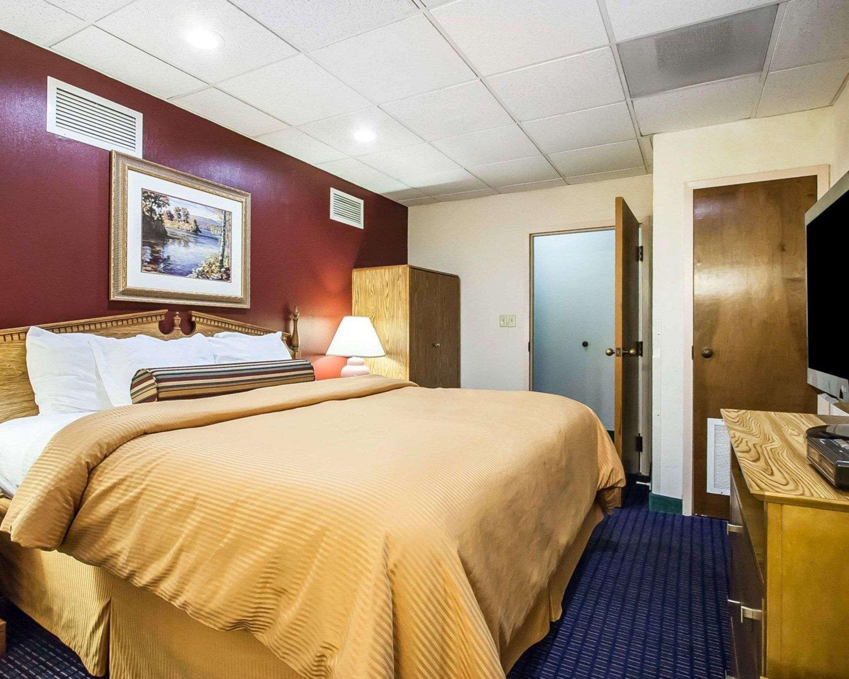 Clarion Hotel Брэнсон Экстерьер фото