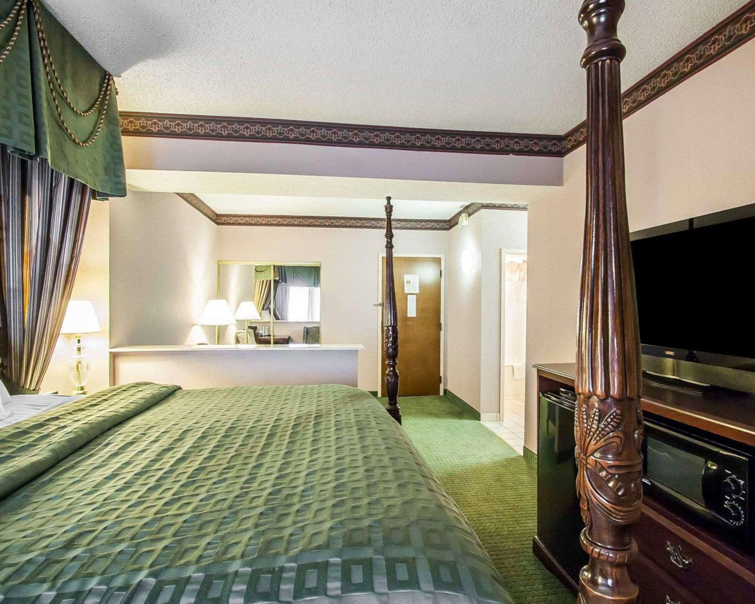 Clarion Hotel Брэнсон Экстерьер фото
